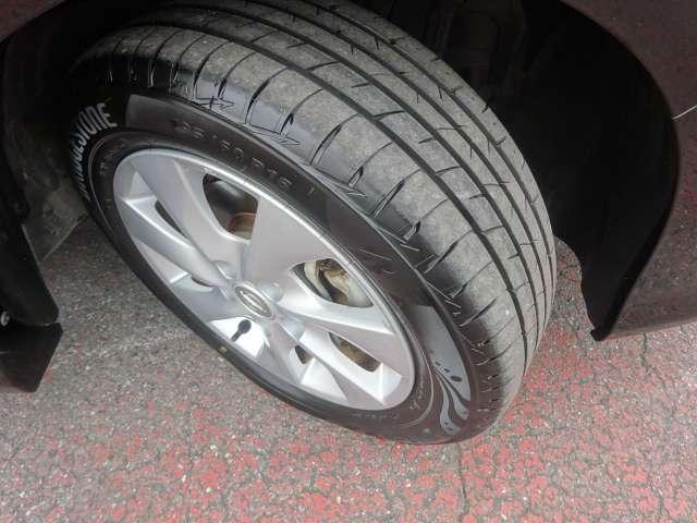 セレナ ２．０　ハイウェイスター　Ｓ－ＨＹＢＲＩＤ　メモリーナビ　バックカメラ　ＥＴＣ　ワンオーナ　アイドリングＳＴＯＰ　スマートエントリー　オートクルーズ　セキュリティ　Ｂカメラ　ＥＴＣ　アルミホイール　メモナビ　ＡＢＳ　ナビＴＶ　キーレス　パワーウィンドウ　助手席エアバック（18枚目）