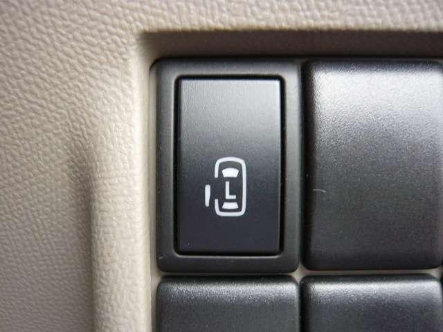 ルークス 660 X アイドリングストップ プッシュエンジンスターター スマートキープッシュスタート バックモニター ナビTV 助手席エアバッグ 運転席エアバッグ パワーウィンドウ ワンセグ フルオートエアコン 片側電動両側スライドドア パワーステアリング キーレス(3枚目)