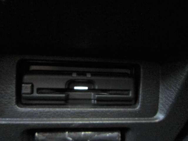 ノート 1.2 X メモリーナビ バックカメラ 前後ドラレコ リアカメラ 衝突被害軽減ブレ-キ ETC付 LEDヘッドライト レーンアシスト インテリジェントキー ワンオーナー ドラレコ 盗難防止システム ワンセグTV TVナビ サイドカーテンエアバック ABS(15枚目)