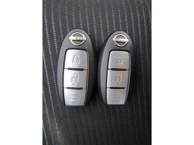 ノート 1.2 X メモリーナビ バックカメラ 前後ドラレコ リアカメラ 衝突被害軽減ブレ-キ ETC付 LEDヘッドライト レーンアシスト インテリジェントキー ワンオーナー ドラレコ 盗難防止システム ワンセグTV TVナビ サイドカーテンエアバック ABS(17枚目)