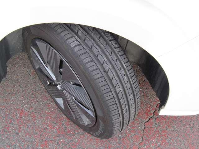 ノート 1.2 X メモリーナビ バックカメラ 前後ドラレコ リアカメラ 衝突被害軽減ブレ-キ ETC付 LEDヘッドライト レーンアシスト インテリジェントキー ワンオーナー ドラレコ 盗難防止システム ワンセグTV TVナビ サイドカーテンエアバック ABS(19枚目)