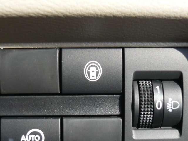 ルークス ６６０　Ｘ　助手席側ハンズフリーオートスライドドア装　アラモニ　前後衝突軽減ブレーキ　ワンオーナー車　車線逸脱防止　ＥＴＣ　スマートキー　キーフリー　ドライブレコーダー　ｉ－ｓｔｏｐ　フルオートエアコン　パワーウインドウ　バックカメラ　盗難防止　ＡＢＳ（10枚目）