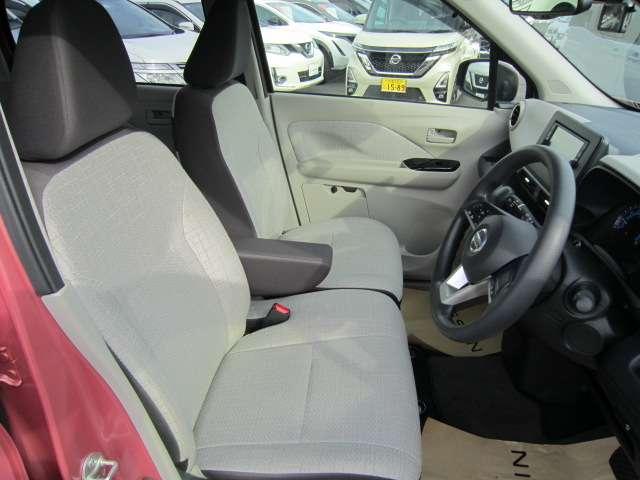 デイズ ６６０　Ｘ　アラウンドビュー　アイドリングストップ　アラウンドＭ　踏み間違え防止　スマートキー　イモビライザー　バックカメラ　１オーナー　レーンキープ　アイドリングストップ　キーレス　フルオートエアコン　ナビＴＶ　ＷＡＢ　運転席エアバック　ＰＳ　ＡＢＳ（5枚目）