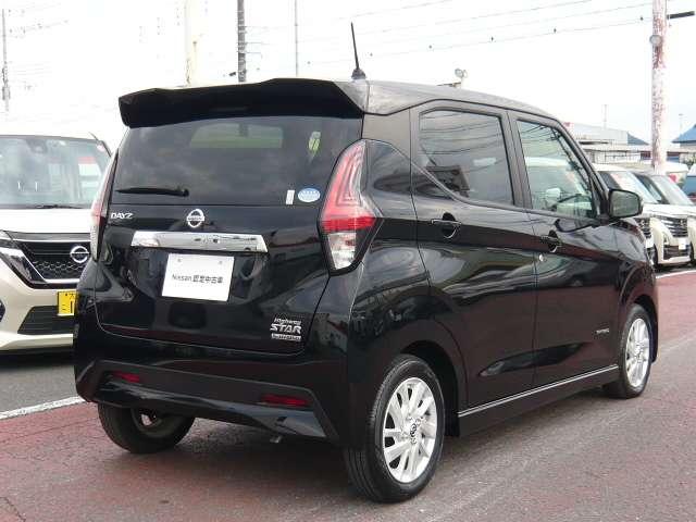 デイズ ６６０　ハイウェイスターＸ　下取りワンオーナー車　ブレーキサポート　ＬＥＤ　イモビライザー　１オーナー　インテリジェントキー　レーンキープ　バックカメラ　ナビＴＶ　アイドリングストップ　オートエアコン　デュアルエアバッグ　アルミホイール　メモリーナビ（17枚目）