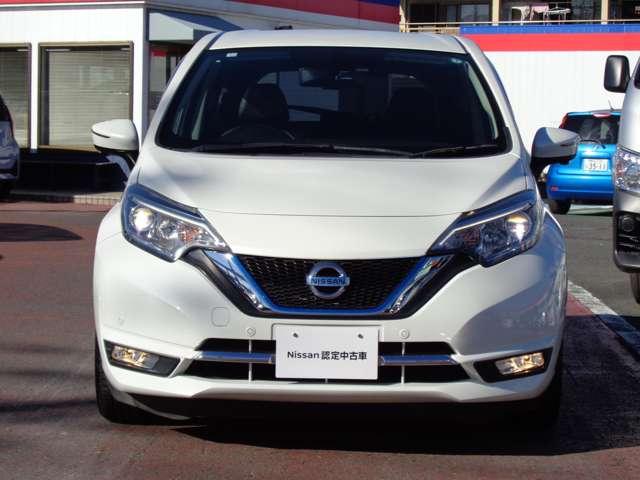 ノート １．２　ｅ－ＰＯＷＥＲ　メダリスト　メモリーナビ　アラウンドビューモニター　被害軽減ブレーキ　ＴＶナビ　ドライブレコーダ　バックモニター　インテリキー　盗難防止装置　ＬＥＤランプ　車線逸脱警報システム　ワンオーナー　キーフリー　ＥＴＣ　オートエアコン　記録簿　パワーウインドウ（19枚目）