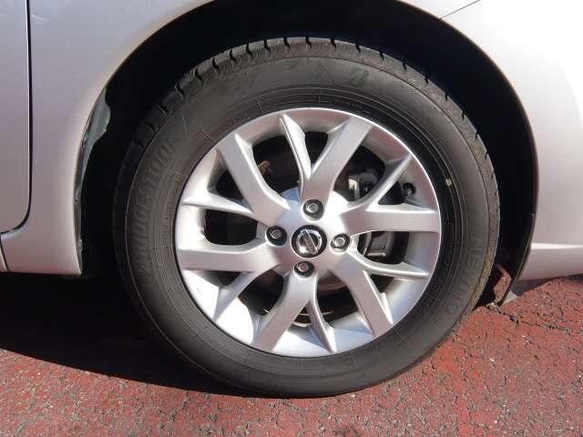 ノート １．２　ｅ－ＰＯＷＥＲ　Ｘ　当社下取りワンオーナー車　運転席助手席エアバック　レーンキープ　ＡＵＴＯエアコン　１オーナー　盗難防止システム　ＡＷ　運転席エアバッグ　キーレスエントリー　ＥＴＣ車載器　パワーウィンドウ　パワステ　ＡＢＳ　スマキ－（19枚目）