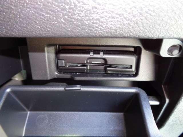 セレナ 1.2 e-POWER ハイウェイスター V アーバンクロム プロパイロット メモリーナビ インテリジェントエマージェンシーブレーキ 全周囲カメラ LEDヘッド アダプティブクルーズ ETC 両側自動ドア レーンアシスト ドラレコ ワンオーナー インテリキー バックカメラ 禁煙車 ABS(9枚目)