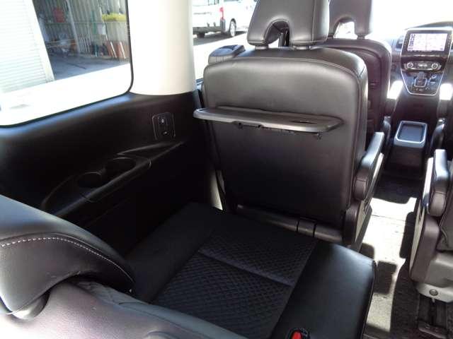 セレナ 1.2 e-POWER ハイウェイスター V アーバンクロム プロパイロット メモリーナビ インテリジェントエマージェンシーブレーキ 全周囲カメラ LEDヘッド アダプティブクルーズ ETC 両側自動ドア レーンアシスト ドラレコ ワンオーナー インテリキー バックカメラ 禁煙車 ABS(18枚目)