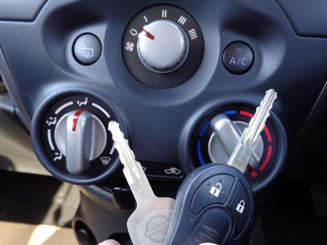 マーチ １．２　Ｓ　メモリーナビ　バックモニター　１セグＴＶ　メンテナンスノート　衝突軽減ブレーキ　レーンキープアシスト　１オーナ－　運転席助手席エアバック　キーレス　バックモニター　ドラレコ　ナビＴＶ　パワーウインド　メモリーナビゲーション　ＰＳ（17枚目）