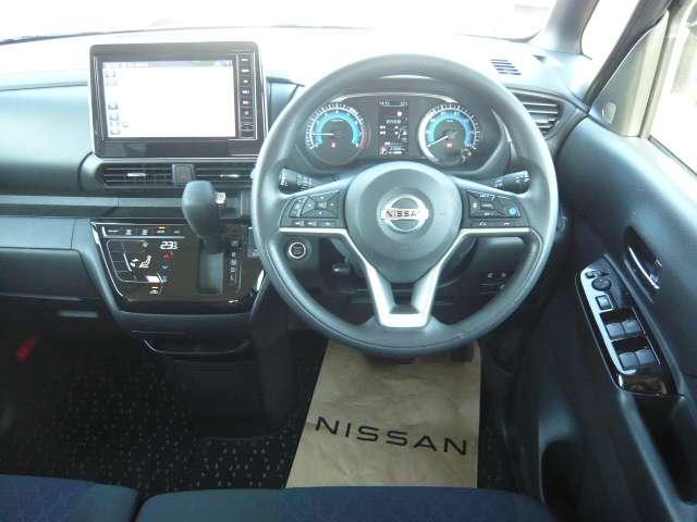 ルークス ６６０　ハイウェイスターＸ　プロパイロット　エディション　両側オートスライドドア装備　左右パワースライドドア　アイドリング　イモビ　パノラマモニター　助手席エアバッグ　衝突軽減ブレーキ　ＰＷ　ナビ＆ＴＶ　１セグ　ＬＥＤヘッドライト　ＬＤＷ　スマートキー　ＥＴＣ　ワンオーナー車　ＰＳ（4枚目）