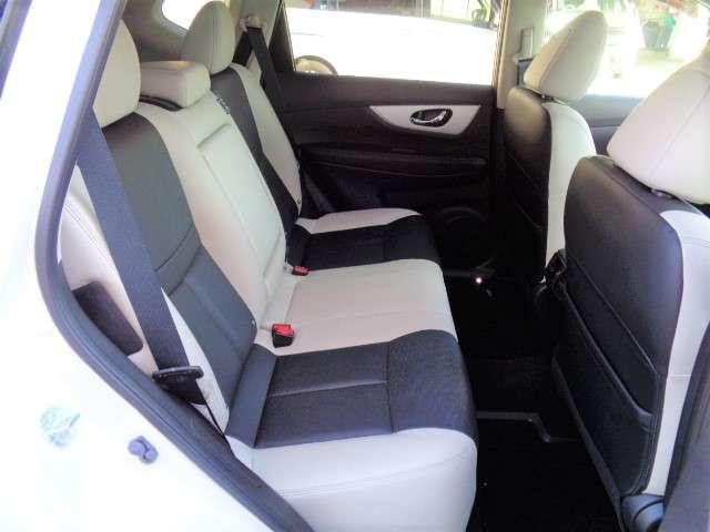 エクストレイル ２．０　モード・プレミア　ハイブリッド　エマージェンシーブレーキパッケージ　４ＷＤ　アラウンドビュー　ルーフレール　ＥＴＣ　ワンオ－ナ－車　ナビＴＶ　レーンキープ　オートクルーズコントロール　バックモニター　ＬＥＤヘッドランプ　ＥＴＣ　ＡＷ　インテリジェントキー　４ＷＤ　アラウンドビューモニタ　エマブレ（6枚目）