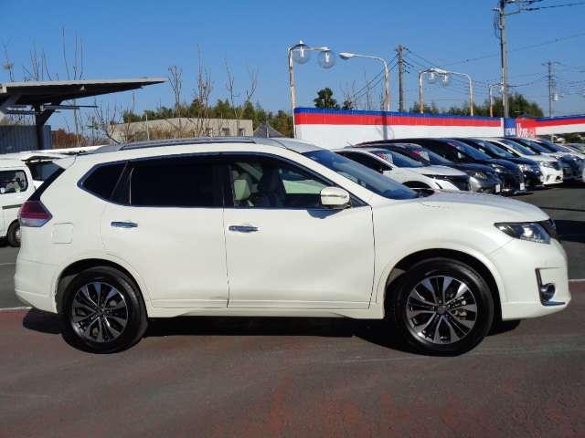 エクストレイル ２．０　モード・プレミア　ハイブリッド　エマージェンシーブレーキパッケージ　４ＷＤ　アラウンドビュー　ルーフレール　ＥＴＣ　ワンオ－ナ－車　ナビＴＶ　レーンキープ　オートクルーズコントロール　バックモニター　ＬＥＤヘッドランプ　ＥＴＣ　ＡＷ　インテリジェントキー　４ＷＤ　アラウンドビューモニタ　エマブレ（24枚目）