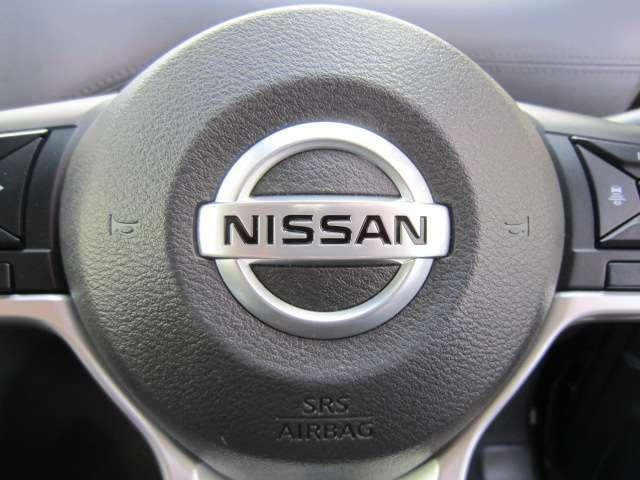 セレナ １．２　ｅ－ＰＯＷＥＲ　ハイウェイスター　Ｖ　アーバンクロム　メモリーナビ　アラウンドビュー　ＥＴＣ　インテリジェントエマージェンシーブレーキ　全周囲カメラ　ＬＥＤヘッド　アダプティブクルーズ　ＥＴＣ　両側自動ドア　レーンアシスト　ドラレコ　ワンオーナー　インテリキー　バックカメラ　ＡＢＳ（39枚目）