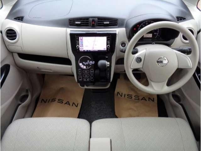 デイズ ６６０　Ｘ　アラウンドビューＭ　ＥＴＣ　前ドラレコ　エマジェンシーブレーキ　ｉＳＴＯＰ　イモビライザー　Ｗエアバック　１オーナー　ＥＴＣ　車線逸脱警報　ＴＶナビ　オ－トエアコン　バックカメラ　メモリーナビ　ドライブレコーダー　ＡＢＳ　運転席エアバッグ（3枚目）