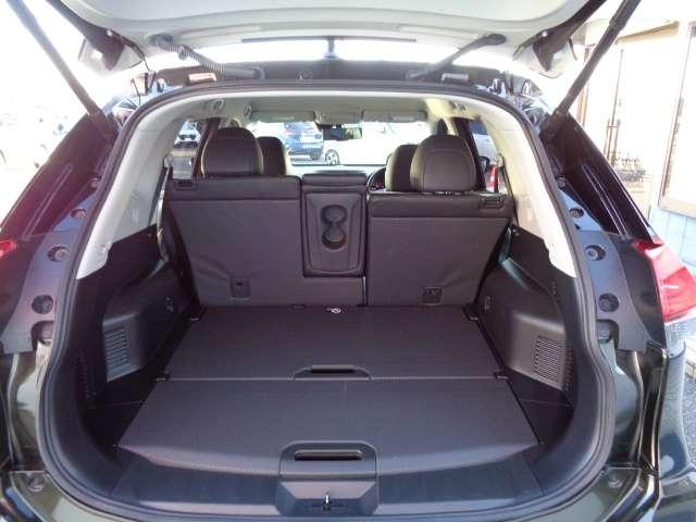 エクストレイル 2.0 20Xi 2列車 4WD メモリーナビ AVM LEDライト LDW LDP セキュリティ リアカメラ ワンオナ 追従クルーズ LED ドライブレコーダ インテリジェントキー LDW サイドカメラ ETC Aストップ AAC ナビ&TV メモリーナビ キーフリー アルミホイール(13枚目)