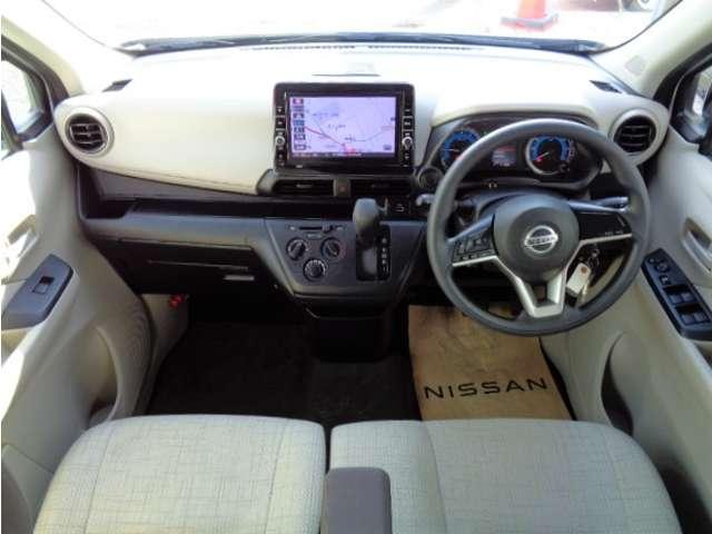 デイズ ６６０　Ｓ　メモリーナビ　バックカメラ　前後ドラレコ　運転席エアバッグ　１オーナ　Ｂカメラ　ナビＴＶ　助手席エアバッグ　ドライブレコーダー　ＥＴＣ　キーレスエントリーシステム　カーテンエアバック　エアコン　ＰＷ　ＰＳ　ワンセグＴＶ　ＡＢＳ　サポカー（3枚目）