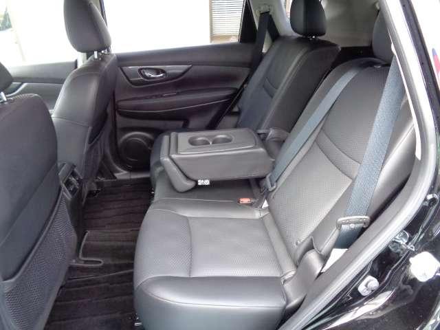 エクストレイル 2.0 20Xtt エマージェンシーブレーキパッケージ 3列車 4WD メーカーナビ AVM エマブレ ドラレコ エマージェンシーB アイストップ 切替式4WD ドライブレコーダー ナビTV スマートキー LED バックカメラ キーフリー メモリーナビ エアバッグ オートエアコン アルミホイール 記録簿 クルコン(17枚目)