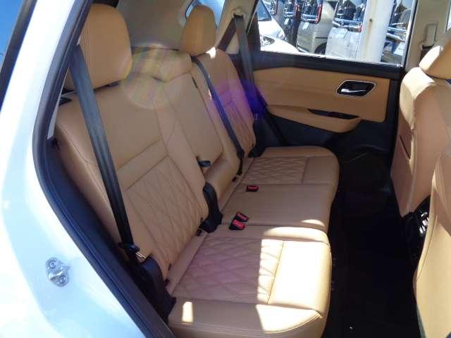 エクストレイル １．５　Ｇ　ｅ－４ＯＲＣＥ　４ＷＤ　ナッパーレザーシート　１オーナー　ＬＥＤヘッドランプ　ナビＴＶ　スマートキー　レーダークルーズ　ＬＫＡ　キーフリー　ＥＴＣ　４ＷＤ　アルミホイール　メモリーナビ　ドライブレコーダー　バックカメラ　サイドカメラ　ＰＳ　エアＢ（17枚目）