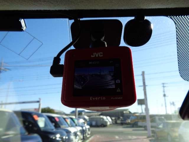 デイズ ６６０　ハイウェイスターＸ　社外ドライブレコーダー装備　当社下取り車　ナビＴＶ付　全席ＰＷ　ＩＳＴＯＰ　ダブルエアバッグ　ＰＳ　スマキー　Ｂカメラ　ＡＡＣ　盗難防止システム　ＥＴＣ　アルミホイール　キーフリーシステム　ＡＢＳ　１セグＴＶ　メモリーナビ　エアバック（3枚目）