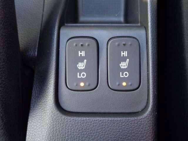 フィット １．５　１５ＸＬ　メモリーナビ　バックモニター　ドライブレコーダー　ＬＥＤヘッド　１セグＴＶ　オートエアコン　リヤカメラ　クルーズコントロール　ＡＢＳ　スマートキー　ＥＴＣ　メモリーナビ　ナビＴＶ　衝突被害軽減装置（10枚目）