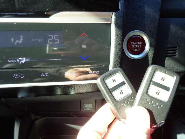 フィット １．５　１５ＸＬ　メモリーナビ　バックモニター　ドライブレコーダー　ＬＥＤヘッド　１セグＴＶ　オートエアコン　リヤカメラ　クルーズコントロール　ＡＢＳ　スマートキー　ＥＴＣ　メモリーナビ　ナビＴＶ　衝突被害軽減装置（13枚目）