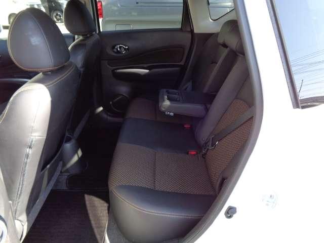 ノート １．２　メダリスト　メモリーナビ　アラウンドビューモニター　アラウンドビュモニター　イモビライザー　Ａストップ　インテリキー　オートエアコン　左右エアバック　バックビューモニター　メモリーナビ　ドラレコ　ＥＴＣ　車線逸脱防止　１オーナー　ナビＴＶ　パワステ（16枚目）