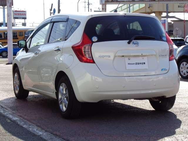 ノート １．２　メダリスト　メモリーナビ　アラウンドビューモニター　アラウンドビュモニター　イモビライザー　Ａストップ　インテリキー　オートエアコン　左右エアバック　バックビューモニター　メモリーナビ　ドラレコ　ＥＴＣ　車線逸脱防止　１オーナー　ナビＴＶ　パワステ（23枚目）