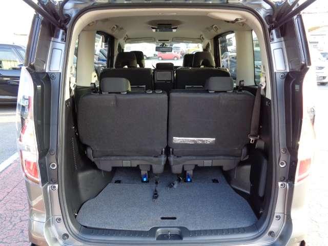 セレナ ２．０　ハイウェイスター　Ｖ　４ＷＤ　プロパイロット装備当社下取りワンオーナー　地デジ　カーテンエアバック　両側パワ－スライドドア　ＬＤＰ　ワンオナ　衝突被害軽減装置　追従クルーズ　ＬＥＤライト　フルオートエアコン　バックモニター　ＥＴＣ（31枚目）