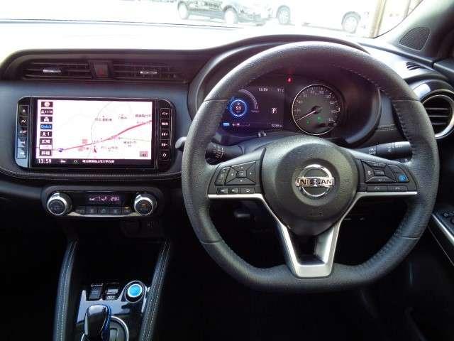 キックス １．２　Ｘ　（ｅ－ＰＯＷＥＲ）　メモリーナビ　アラウンドビュー　ドラレコ　オートＬＥＤ　スマートキ　レーダーブレーキサポート　地デジフルセグ　Ｒカメラ　エアコン　レーンキープ　ワンオーナー車　エアバッグ　ＬＥＤヘッドライト　ドラレコ（4枚目）