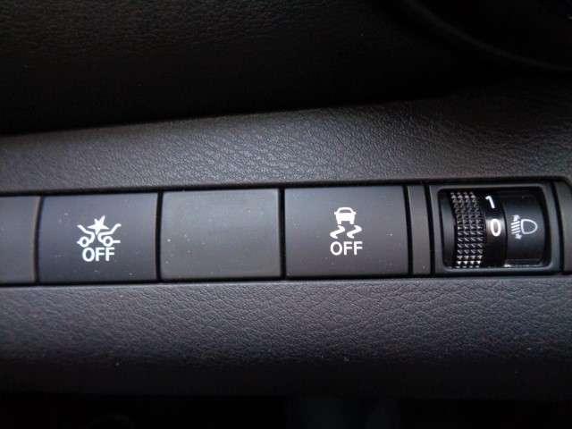 キックス １．２　Ｘ　（ｅ－ＰＯＷＥＲ）　メモリーナビ　アラウンドビュー　ドラレコ　オートＬＥＤ　スマートキ　レーダーブレーキサポート　地デジフルセグ　Ｒカメラ　エアコン　レーンキープ　ワンオーナー車　エアバッグ　ＬＥＤヘッドライト　ドラレコ（11枚目）