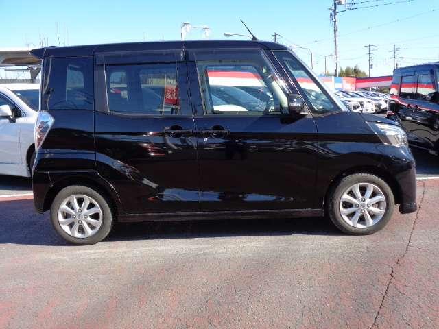 デイズルークス ６６０　ハイウェイスターＸ　キセノンライト　メモリーナビ　スマートキ－　アイスト　衝突軽減ブレーキシステム　ドライブレコーダー付　ハイビームＡ　地デジフルセグ　バックカメラ　レーンキープ　ナビＴＶ　１オーナー　盗難防止　ＥＴＣ（22枚目）