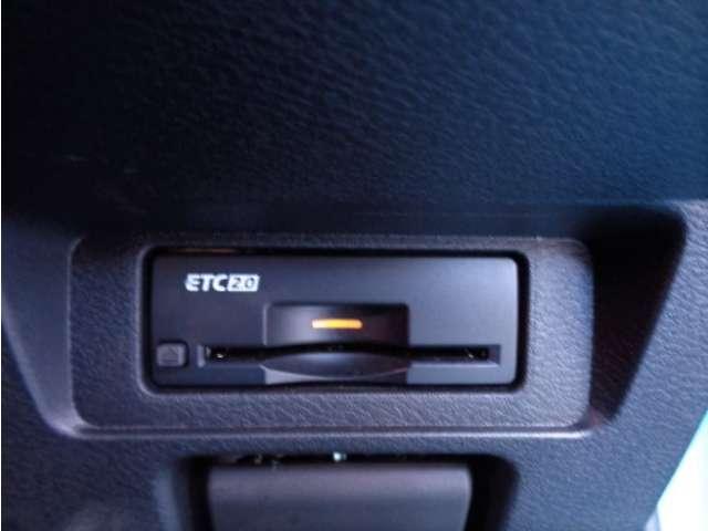 ノート １．２　Ｘ　社用車ＵＰ　コネクトナビ　プロパイロット　インテリジェントクルーズ　助手席エアバック　ＰＳ　ＰＷ　盗難防止　キーフリーシステム　ナビ付　【ＬＥＤヘッドライト】　ＡＡＣ　記録簿付き　ワンオ－ナ－車　禁煙（12枚目）