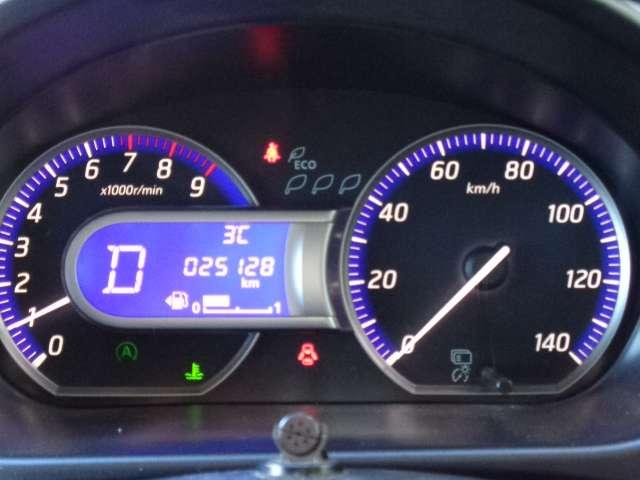 デイズ ６６０　ハイウェイスターＸ　シートヒーター装備当社下取りワンオーナー　Ｉ－ＳＴＯＰ　ＴＶナビ　シートヒーター付　スマキ－　地デジ　パワーウインドウ　運転席エアバッグ　デュアルエアバッグ　１オーナー　キーレス　ＡＵＴＯエアコン（10枚目）