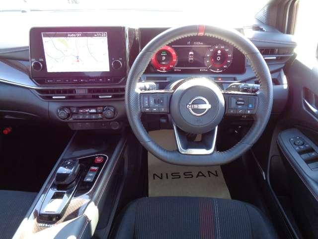 オーラ １．２　ＮＩＳＭＯ　チューンド　ｅ－ＰＯＷＥＲ　４ＷＤ　ＢＯＳＥサウンドシステム装備当社社有車ＵＰ車両　フルセグ　４ＷＤ　ＬＥＤヘッド　オートハイビーム　車線逸脱警報　ＥＴＣ　キーレス　インテリキー　アルミ　ナビＴＶ　メモリーナビ　アラウンドビュ－モニタ－（4枚目）