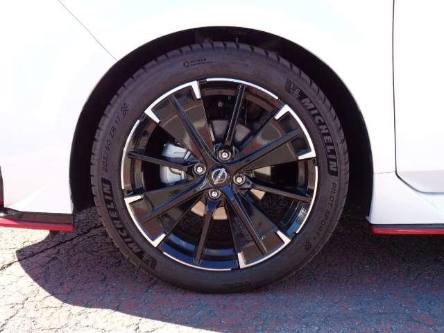 オーラ １．２　ＮＩＳＭＯ　チューンド　ｅ－ＰＯＷＥＲ　４ＷＤ　ＢＯＳＥサウンドシステム装備当社社有車ＵＰ車両　フルセグ　４ＷＤ　ＬＥＤヘッド　オートハイビーム　車線逸脱警報　ＥＴＣ　キーレス　インテリキー　アルミ　ナビＴＶ　メモリーナビ　アラウンドビュ－モニタ－（27枚目）