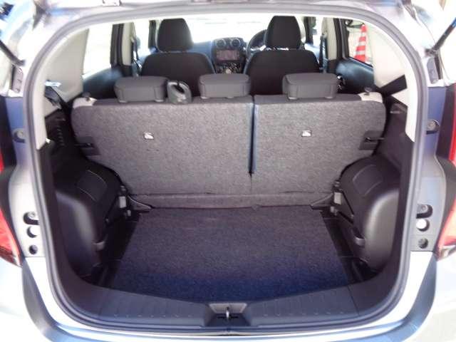 ノート １．２　ｅ－ＰＯＷＥＲ　Ｘ　メモリーナビ　ＡＶＭ　ＬＤＷ　ＥＴＣユニット　キーレスエントリ　セキュリティアラーム　バックモニタ　ＥＴＣ付　メモリーナビゲーション　パワーウインドウ　ＡＣ　アルミ　１オーナー車　レーンアシスト（17枚目）