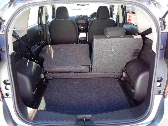 ノート １．２　ｅ－ＰＯＷＥＲ　Ｘ　メモリーナビ　ＡＶＭ　ＬＤＷ　ＥＴＣユニット　キーレスエントリ　セキュリティアラーム　バックモニタ　ＥＴＣ付　メモリーナビゲーション　パワーウインドウ　ＡＣ　アルミ　１オーナー車　レーンアシスト（18枚目）