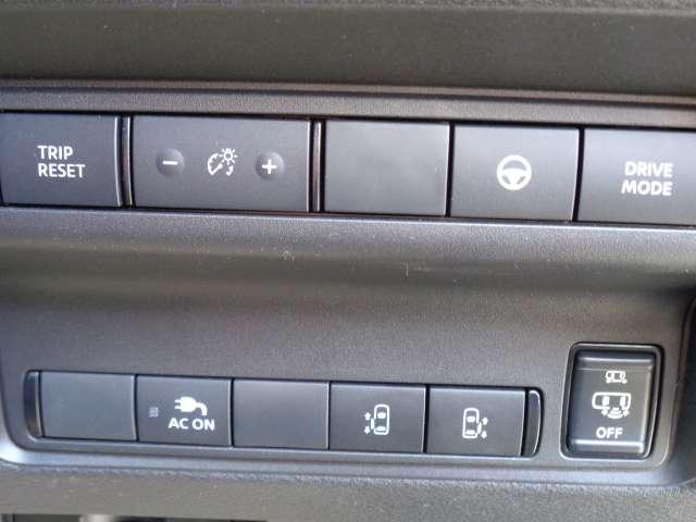 �w�����n���Y�t���[�I-�g�X���C�h�h�A�x���E�����ɂăh�A���J�v���܂��B�����~��y�`���ł��ˁ�