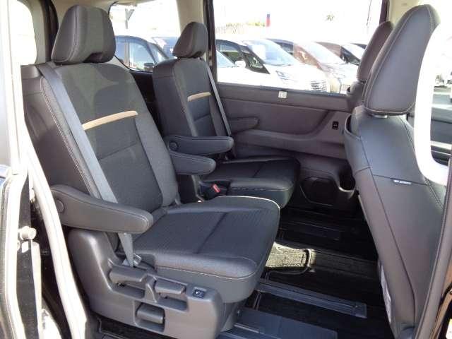 ���X�̒��ÎԂ͑S�ԃ��[���N���[�j���O���{�H�������Ă���܂��B���ÎԂ��L���C���C�`�o���ł��ˁB