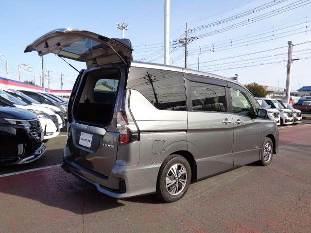 セレナ １．２　ｅ－ＰＯＷＥＲ　ハイウェイスター　Ｖ　プロパイロット装備当社下取りワンオーナー　スマートキープッシュスタート　左右パワースライドドア　エマージェンシーＢ　助手席エアバッグ　ＡＷ　ワンオーナー車　３列シート　ＥＴＣ車載器　ＬＫＡ　メモリナビ（27枚目）