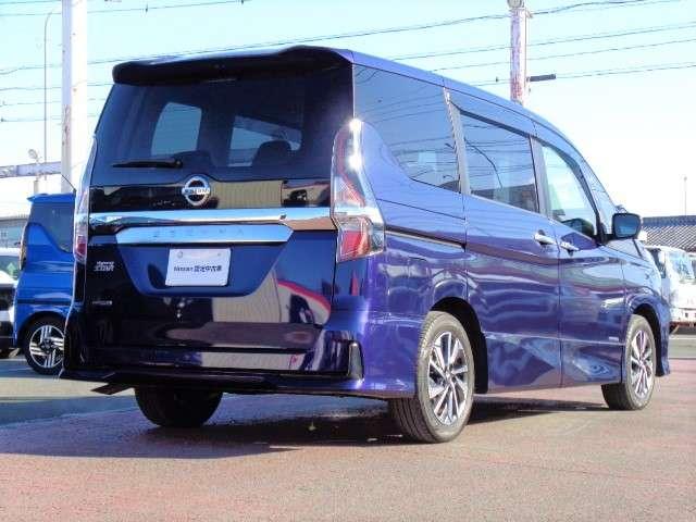 セレナ ２．０　ハイウェイスター　Ｖ　プロパイロット　後席モニター　ドラレコ　地デジ　三列シート　ＬＥＤランプ　ハイビームアシスト　ワンオーナー車　レーダークルコン　ＬＫＡ　盗難防止装置　サイドエアバッグ　パワーウインドウ　ＥＴＣ　アルミ（2枚目）