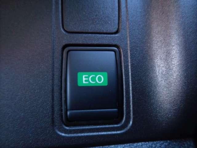 セレナ ２．０　ハイウェイスター　Ｖ　プロパイロット　後席モニター　ドラレコ　地デジ　三列シート　ＬＥＤランプ　ハイビームアシスト　ワンオーナー車　レーダークルコン　ＬＫＡ　盗難防止装置　サイドエアバッグ　パワーウインドウ　ＥＴＣ　アルミ（33枚目）