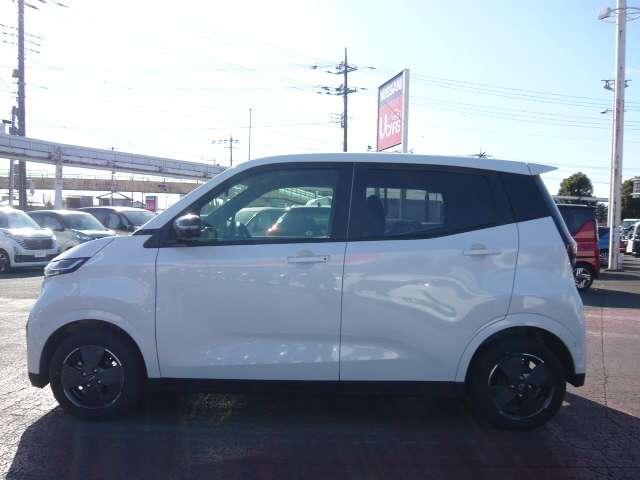 サクラ Ｘ　充電ケーブル付属当社展示試乗車ＵＰ車両　カーテンエアバッグ　ＡＴハイビーム　インテリキ　ＬＥＤランプ　試乗車アップ　フルセグ地デジ　ワンオーナー車　盗難防止装置　ＬＤＷ　ドライブレコーダー　ＥＴＣ（18枚目）