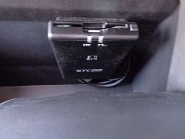 デイズ ６６０　ハイウェイスターＸ　コネクトナビ　アラウンドビューＭ　リアカメラ　衝突軽減ブレーキ　スマートキ　ＬＤＷ　地デジ　禁煙　ＡＡＣ　ＥＴＣ付き　ハイビームアシスト　ワンオーナー車　セキュリティ　ＬＥＤヘッドライト　ナビＴＶ（7枚目）