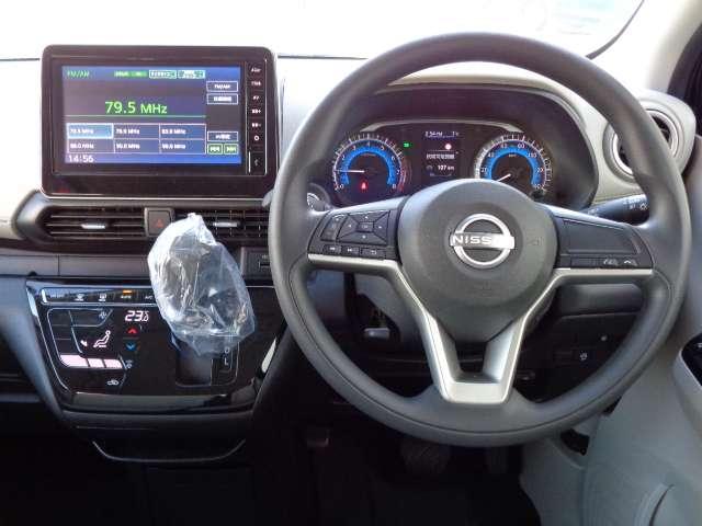 デイズ ６６０　Ｘ　ディスプレイオ－デイオ　Ｂｌｕｅｔｏｏｔｈ　アイドリングストップ付き　ＥＴＣ付き　エマ－ジェンシ－ブレ－キ　オートハイビーム　インテリキ－　運転席エアバッグ　バックモニタ　サイドエアバック　Ｄレコ（4枚目）