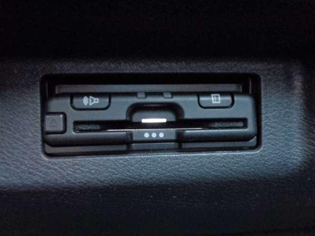 キックス １．２　Ｘ　（ｅ－ＰＯＷＥＲ）　プロパイロット　ＳＯＳコール　ドラレコ　セキュリティーアラーム　オートＬＥＤ　スマートキ　レーダーブレーキサポート　地デジフルセグ　Ｒカメラ　エアコン　レーンキープ　ワンオーナー車　エアバッグ　ＡＷ（14枚目）