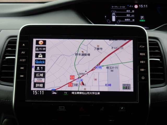 セレナ １．２　ｅ－ＰＯＷＥＲ　ハイウェイスター　Ｖ　後席モニター　プロパイロット　ドラレコ　スマートキープッシュスタート　左右パワースライドドア　エマージェンシーＢ　助手席エアバッグ　ＡＷ　ワンオーナー車　３列シート　ＥＴＣ車載器　ウォークスルー（8枚目）