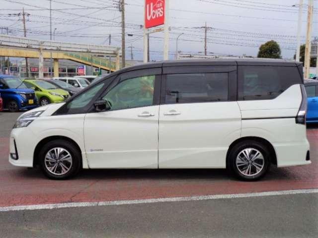 セレナ １．２　ｅ－ＰＯＷＥＲ　ハイウェイスター　Ｖ　後席モニター　プロパイロット　ドラレコ　スマートキープッシュスタート　左右パワースライドドア　エマージェンシーＢ　助手席エアバッグ　ＡＷ　ワンオーナー車　３列シート　ＥＴＣ車載器　ウォークスルー（25枚目）