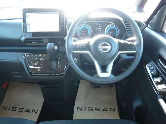 ルークス ６６０　ハイウェイスターＸ　ＳＯＳコール装備当社展示試乗車ＵＰ車両　誤発進抑制装置　アラウンドビュモニター　ワンオ－ナ－　ＡＷ　ＳＲＳ　キーフリーシステム　ドライブレコーダ　地デジ　車線逸脱防止　ハイビームアシスト　スマートキ（4枚目）