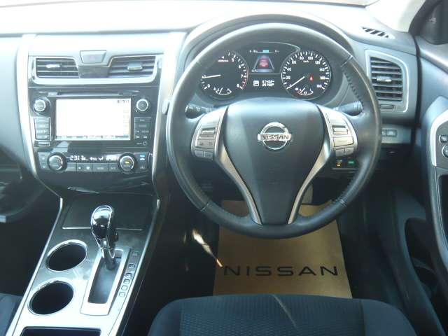 �����̓n���h�����肩��V�[�g�A���Ɏ���܂ŁA�G���W�����[����{�f�B�����������X�܂Ő��X�^�b�t���ꐶ�����N���[�j���O�������グ�Ă��܂��I�Y��ȃN���}�ŉ��K�ȃh���C�u���I